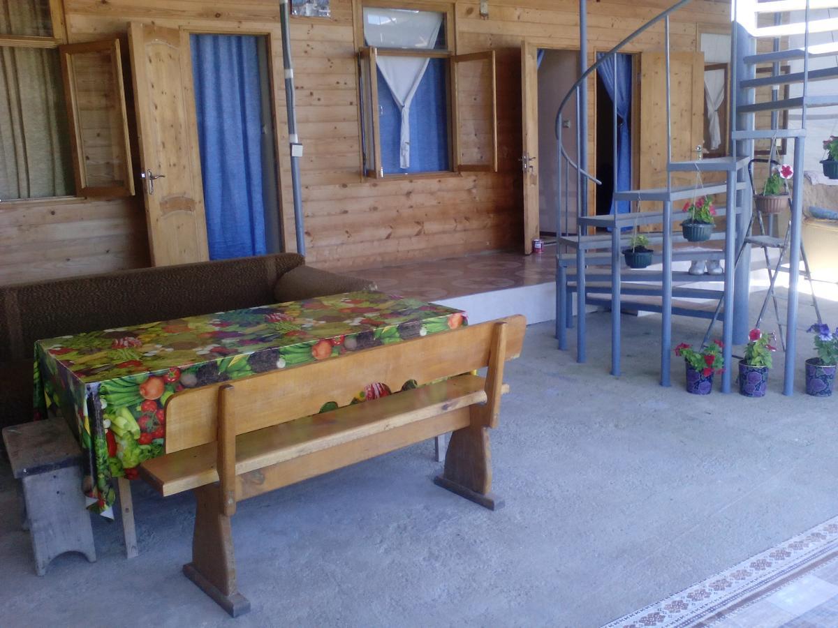 Guesthouse U Moti New Athos Exterior foto