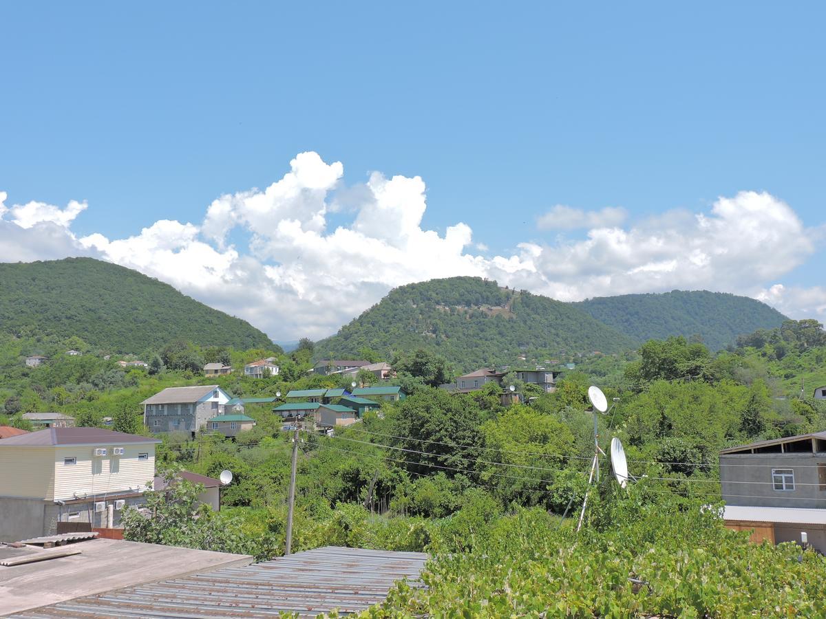 Guesthouse U Moti New Athos Exterior foto