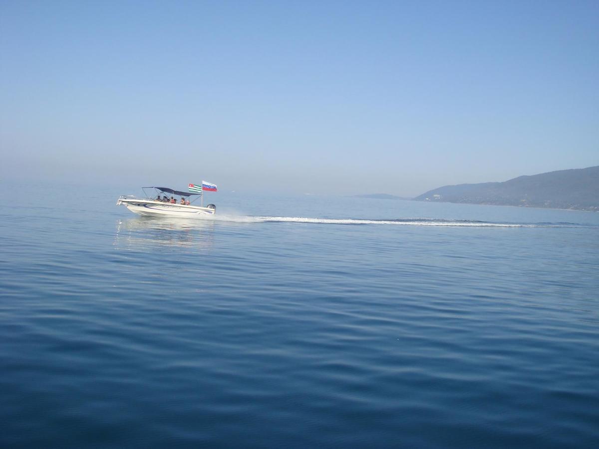 Guesthouse U Moti New Athos Exterior foto